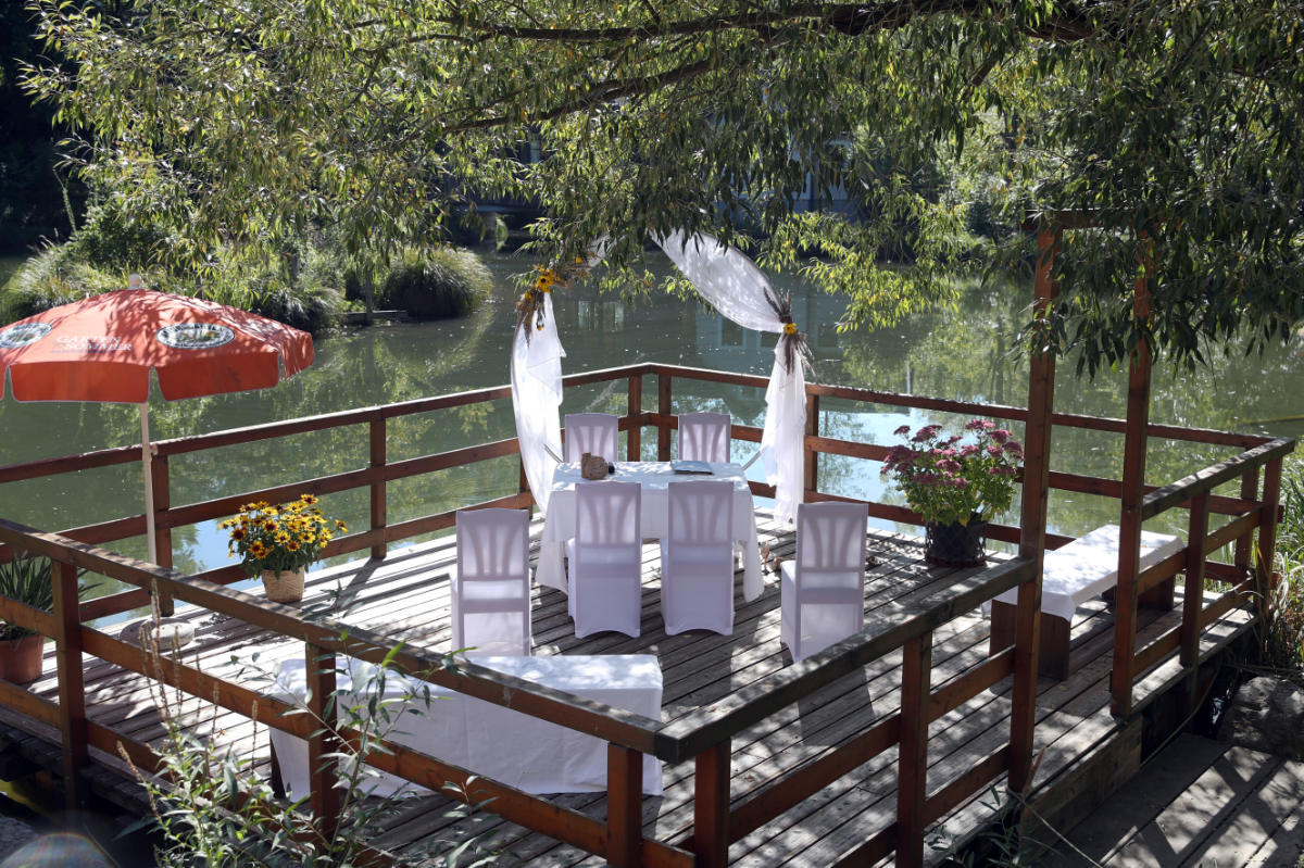 Hochzeit am Floß im Steinschaler Teich